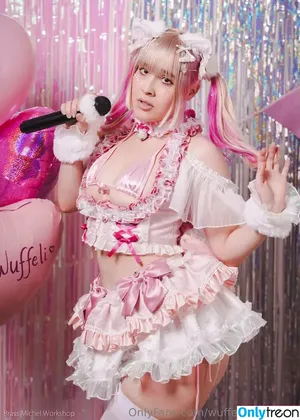 wuffelipuffelifree / funwifelife nude photo #0170
