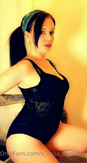 x_miss_misery_x / miss.x.misery nude photo #0020