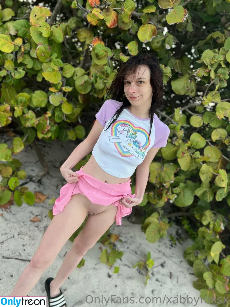 xabbyrossx голая photo #0173 (xabbyabbyx)