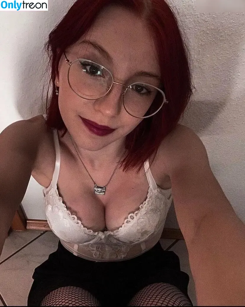 _xenia_mlr_ nude photo #0002 (_xenia_mlr_)