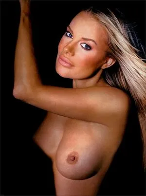 Xenia Seeberg / xenia_seeberg nude photo #0008