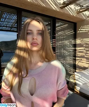 Xenia Tchoumitcheva / xenia / xeniatchoumi nude photo #0944