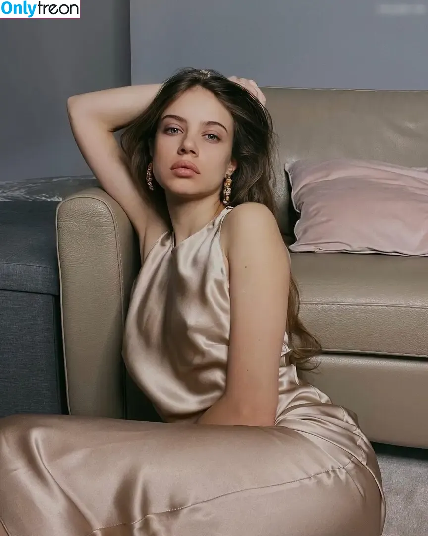Xenia Tchoumitcheva nude photo #0067 (xenia / xeniatchoumi)