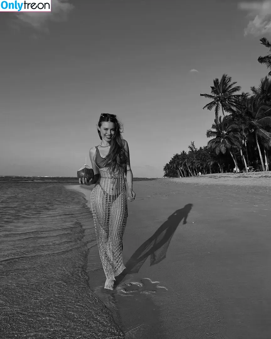 Xenia Tchoumitcheva голая photo #0934 (xenia / xeniatchoumi)