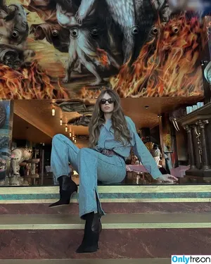 Xenia Tchoumitcheva / xenia / xeniatchoumi фото голая #1236