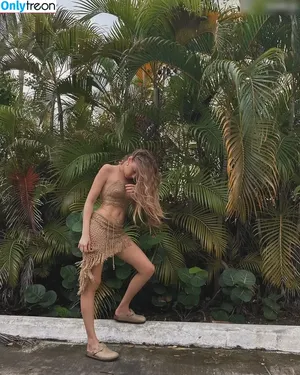 Xenia Tchoumitcheva / xenia / xeniatchoumi фото голая #1304