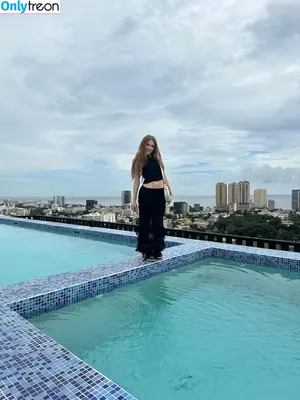 Xenia Tchoumitcheva / xenia / xeniatchoumi nude photo #1318