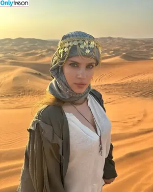 Xenia Tchoumitcheva / xenia / xeniatchoumi фото голая #1349
