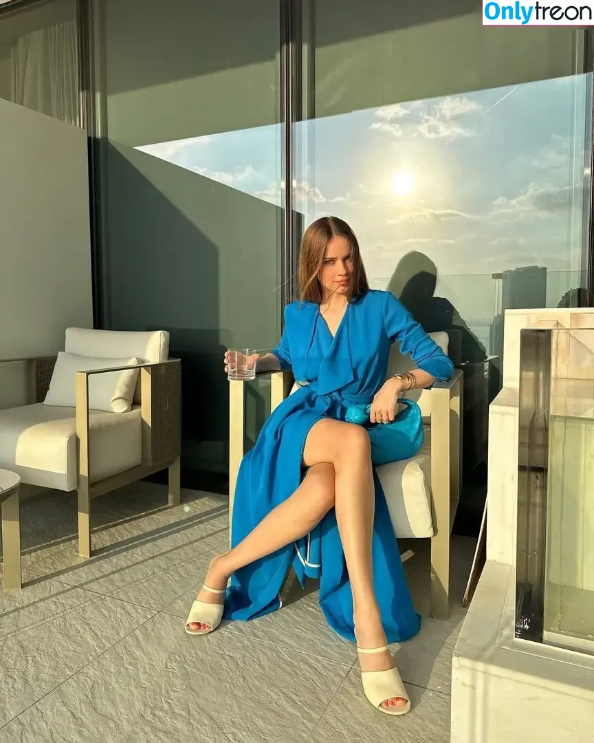 Xenia Tchoumitcheva nude photo #1334 (xenia / xeniatchoumi)