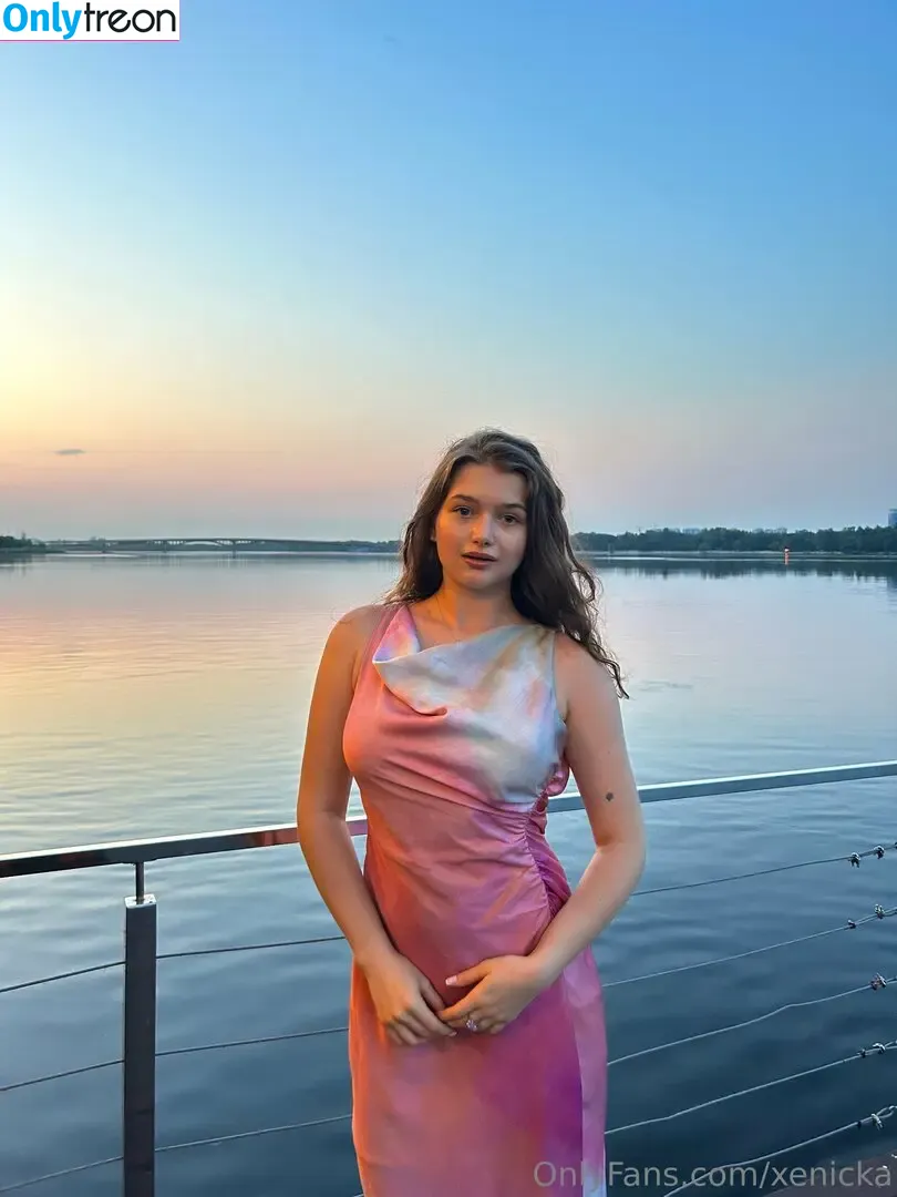 Xenicka nude photo #0027 (Mala.xenicka / Mala.xenickaa)