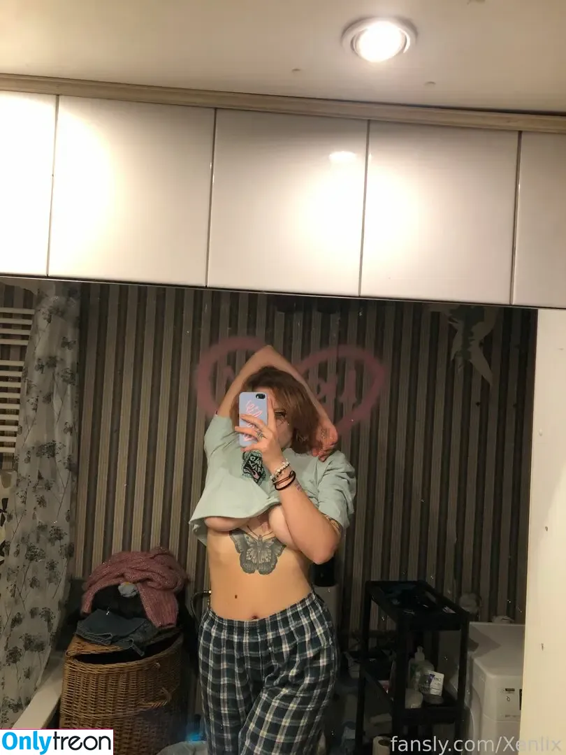 Xenlix nude photo #0003 (xenlix_)