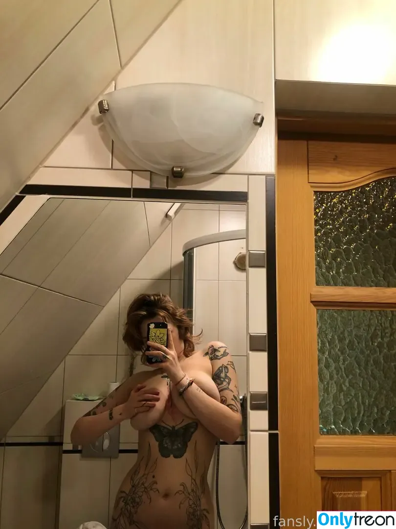 Xenlix nude photo #0015 (xenlix_)