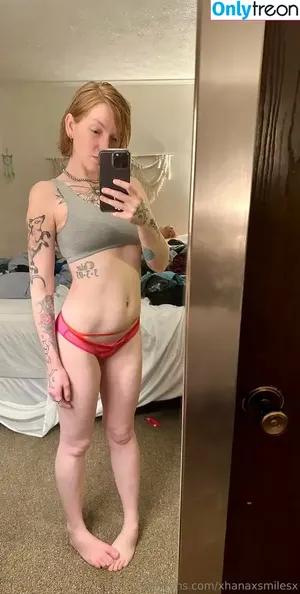 xhanaxsmilesx / alexxsmiles nude photo #0007