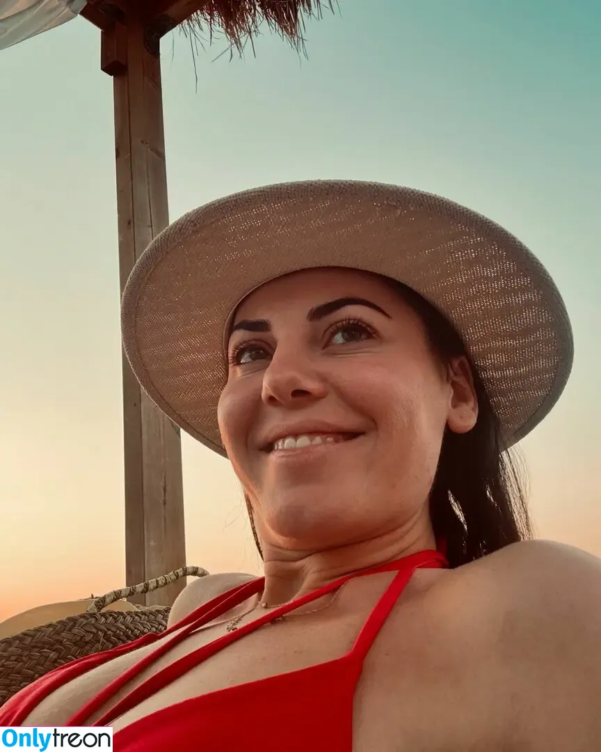 Xhoi Loja nude photo #0004 (Xhoi Loja)