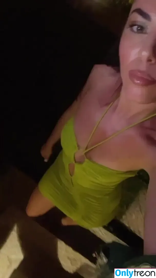 Xhoi Loja nude photo #0038 (Xhoi Loja)