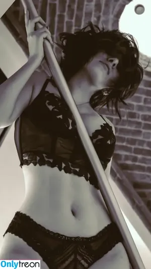 Xime.the.remix / might.be.xime / remix nude photo #0001