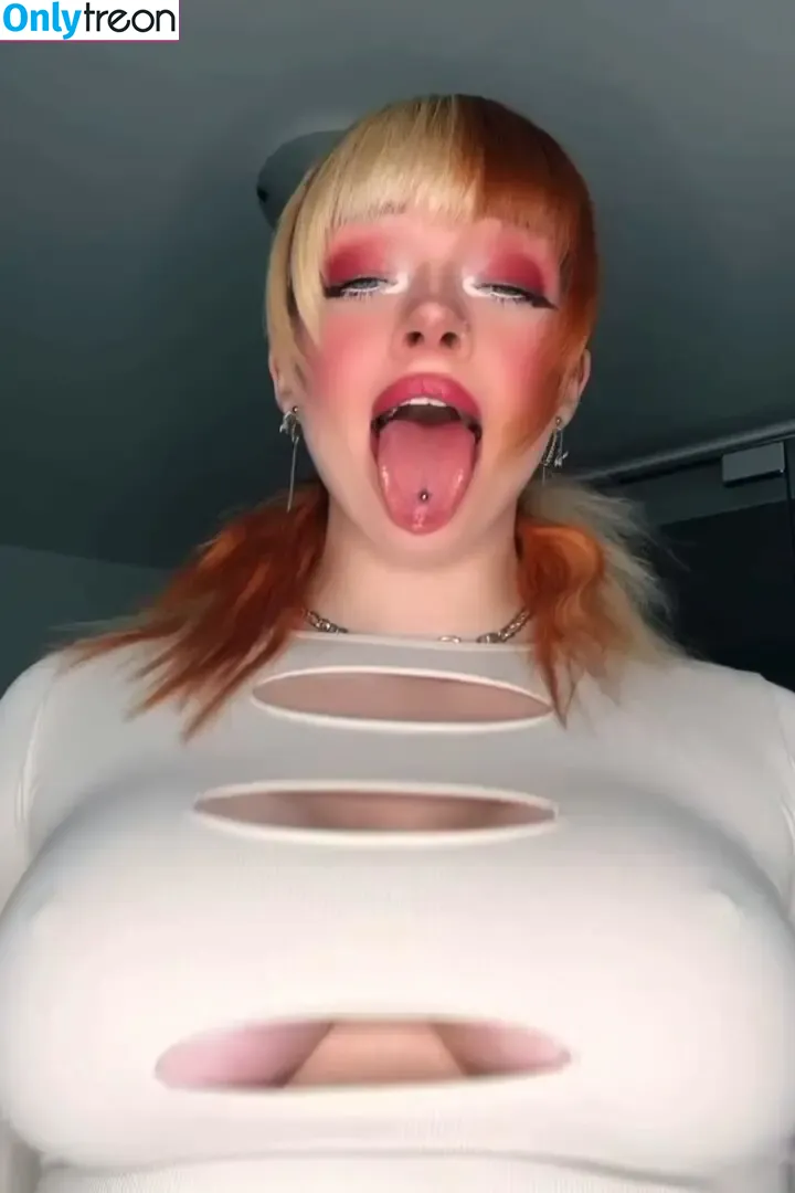 xinia_official nude photo #0095 (lilac_lexx)