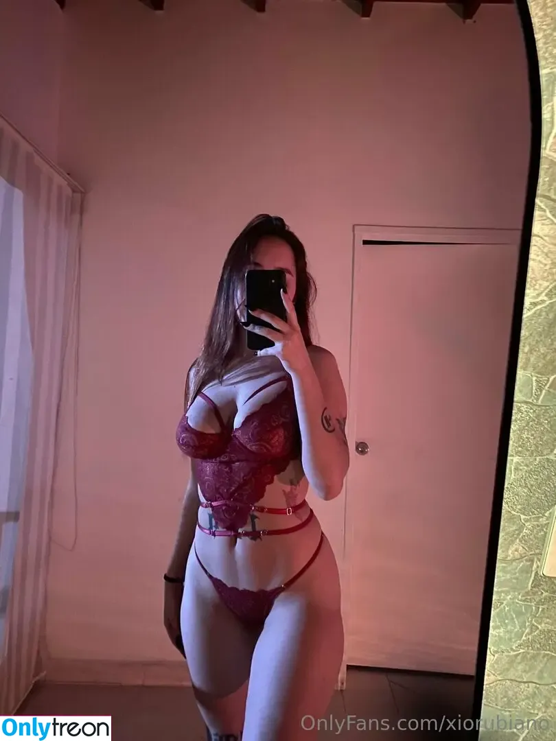xiorubiano nude photo #0012 (xiomararubiano)