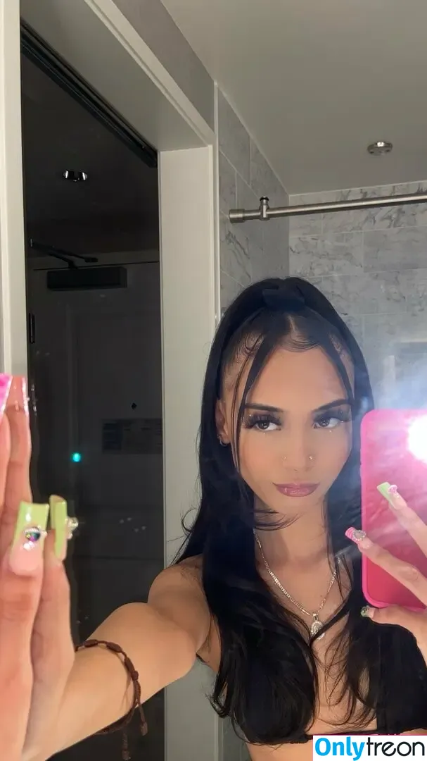 xlilsuzisquirt nude photo #0002 (xlilsuzisquirt)