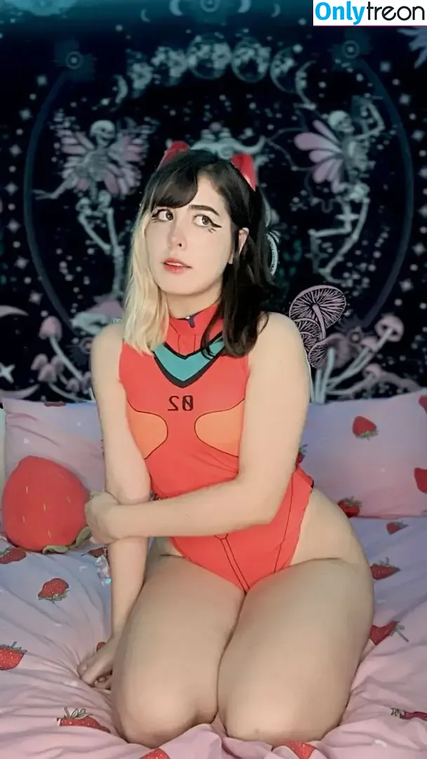 xNatKittyCat nude photo #0010 (xNatKittyCat)