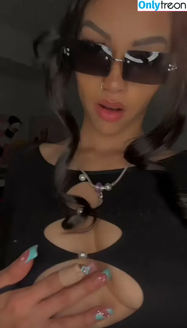 xo.chaunaaa голая photo #0002 (xo.chaunaaa)