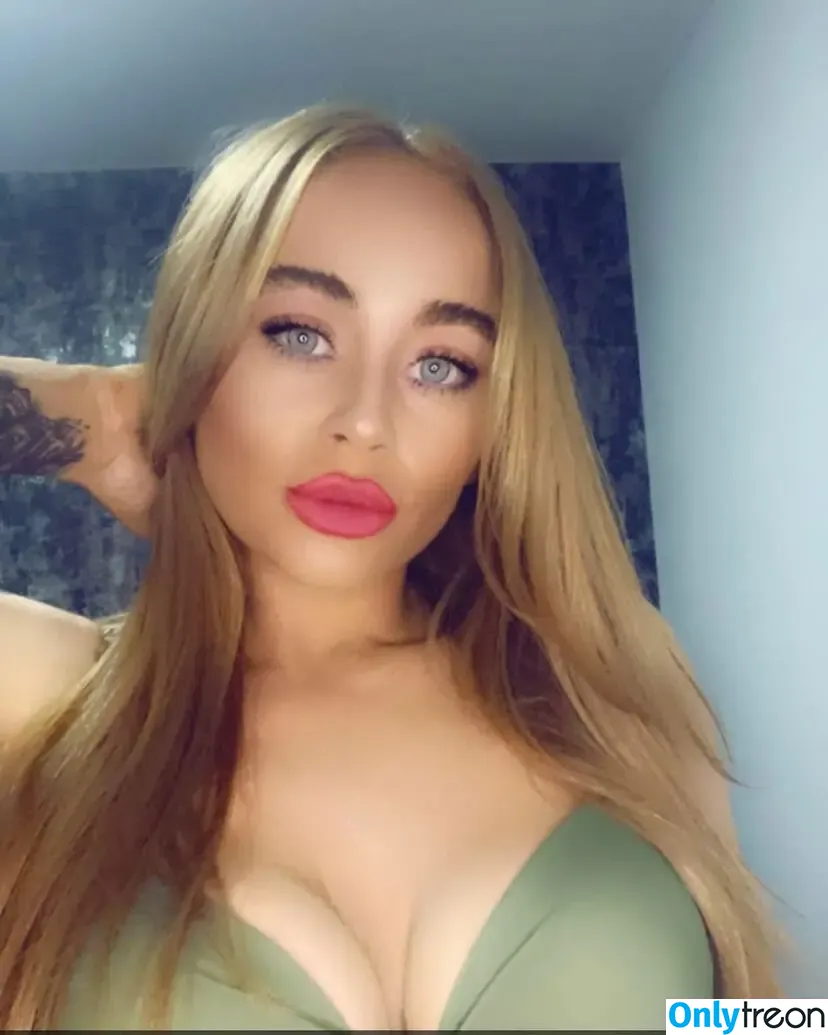 Xocinme nude photo #0019 (Xocinme)