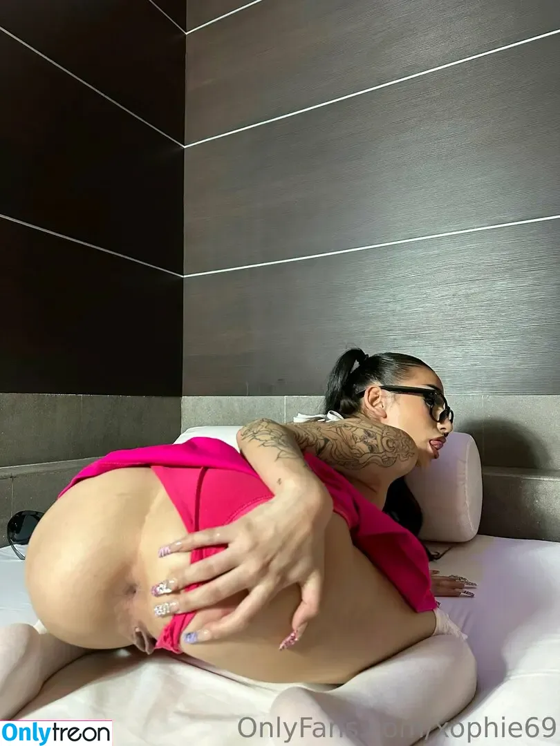 xophie nude photo #0001 (xophie69 / xoxobebe)