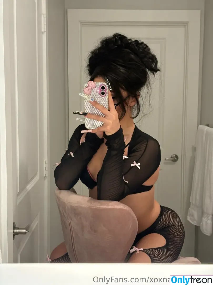 xoxnaughtynatti голая photo #0032 (xoxonatt)