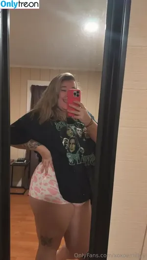xoxoemillyy / xoxoemily nude photo #0008