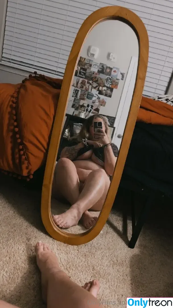xoxoemillyy nude photo #0017 (xoxoemily)