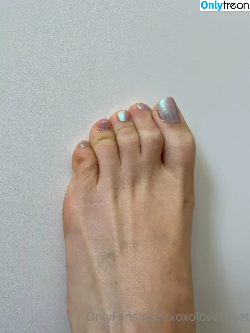 xoxolovelyfeet nude photo #0005 (xoxolovelyfeet)