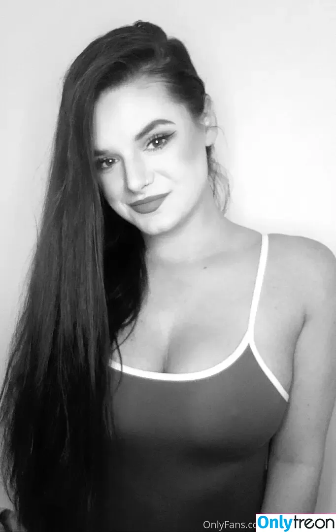 xoxoreneexo nude photo #0001 (xoxo.renne)