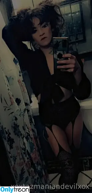 xoxtazmaniandevilxox / thebeanman nude photo #0019