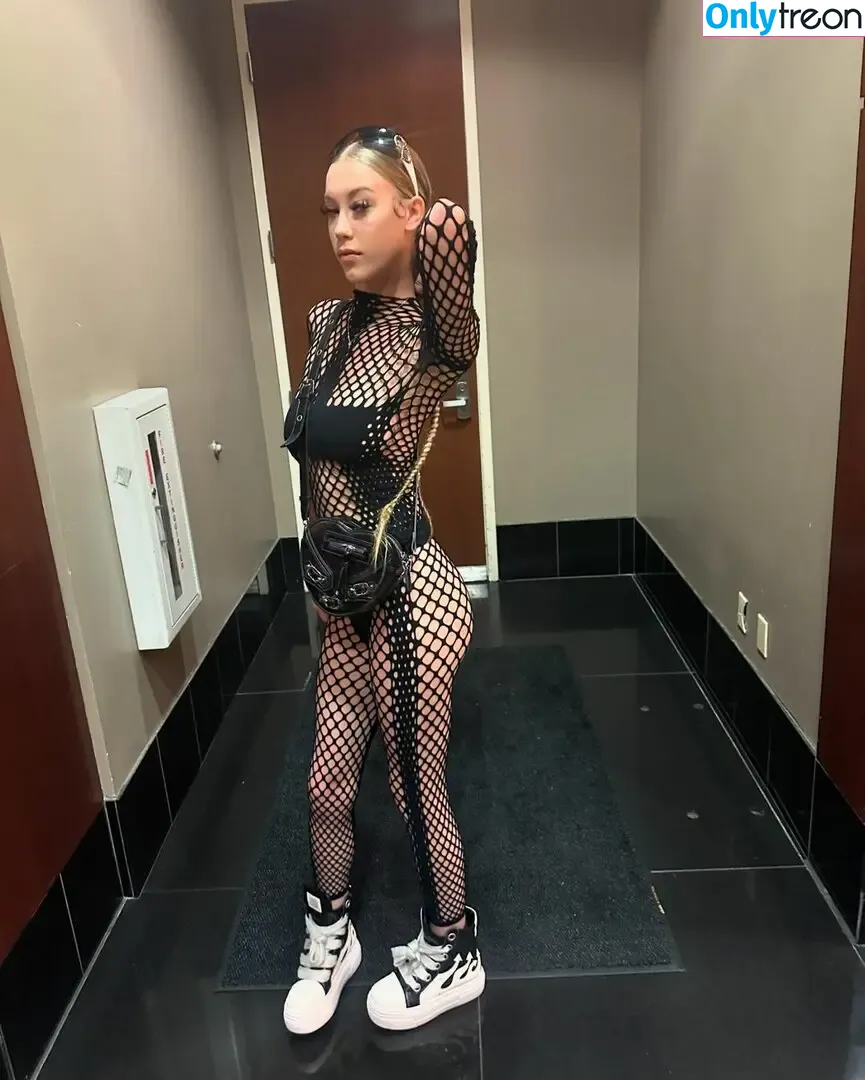 xpussyfairyx голая photo #0005 (jheneswife / msfairyofficial)