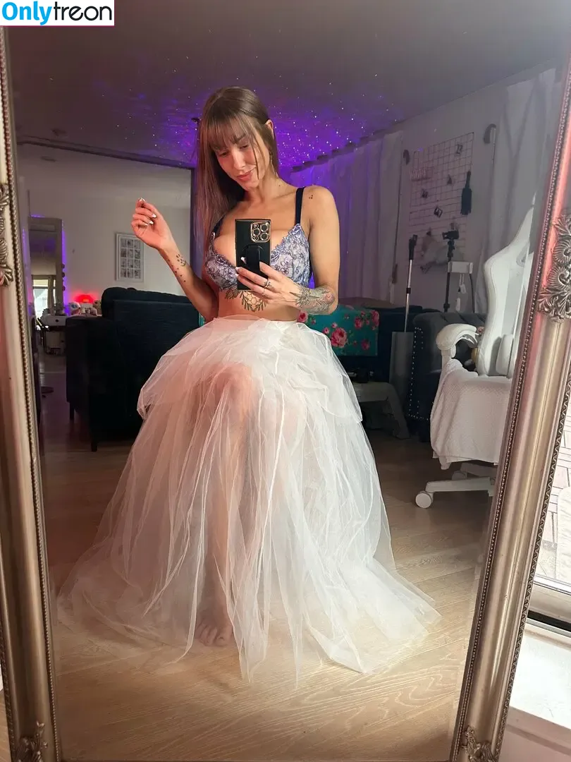 xsofiasunshine nude photo #1896 (Sofia Sunshine / x.sofiasunshine)