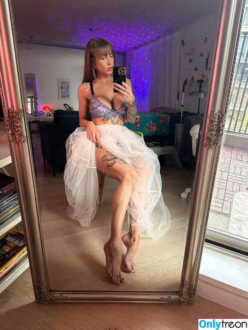 xsofiasunshine nude photo #1899 (Sofia Sunshine / x.sofiasunshine)