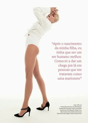 Xuxa Meneghel / xuxameneghel nude photo #0018
