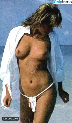 Xuxa Meneghel / xuxameneghel nude photo #0072