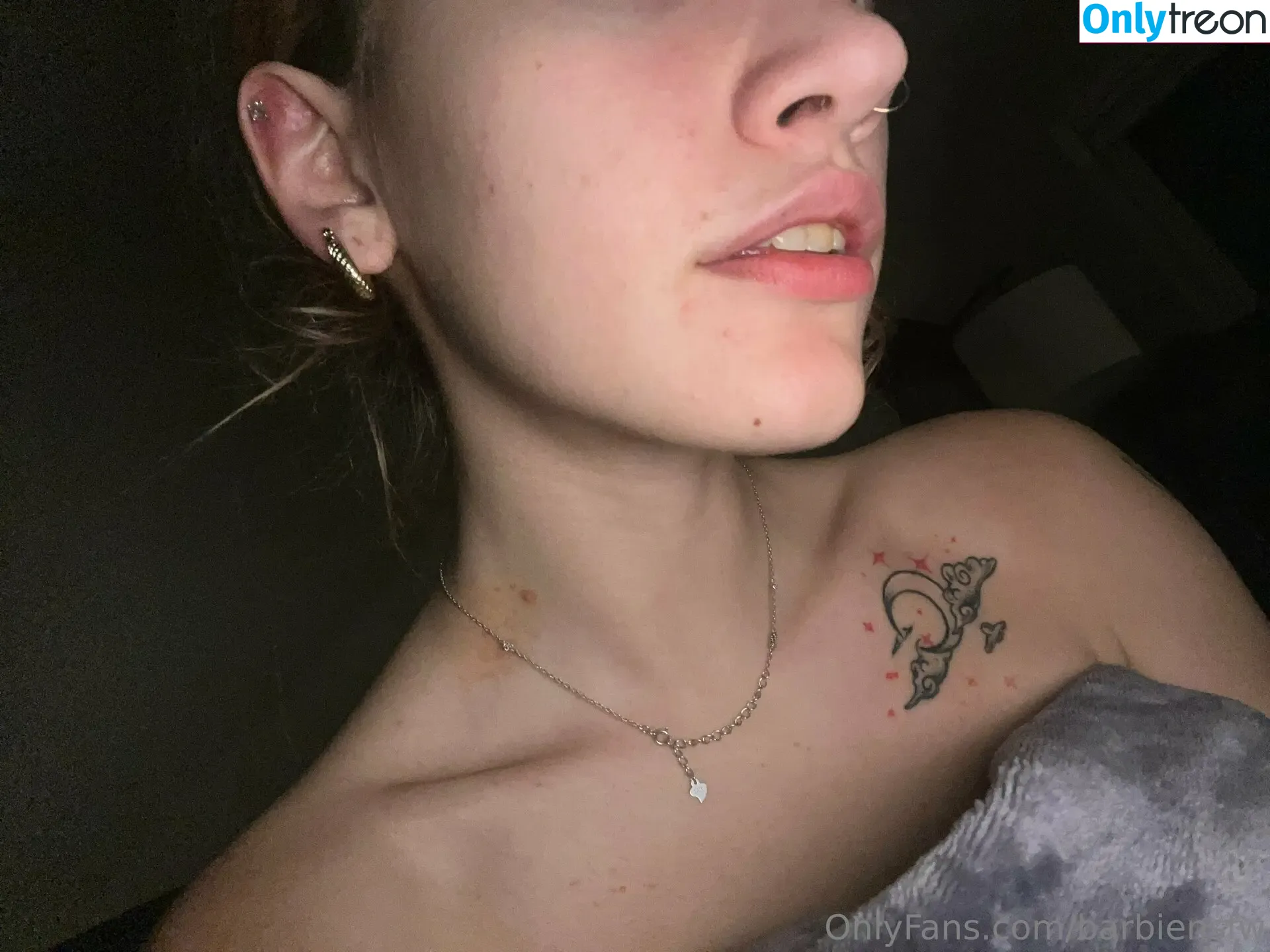 xvioletmoore nude photo #0011 (xvioletmoore)