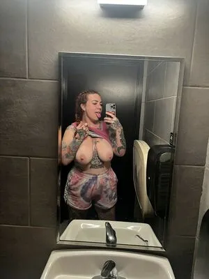 xxarizonarose / arizonarosexx / missamerrrickaa nude photo #0001