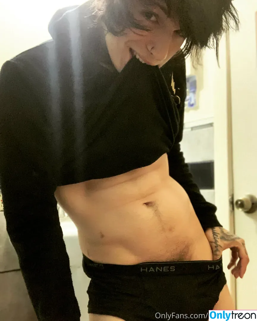 xxchrissdecemberxx nude photo #0005 (chrisssdecembercx)
