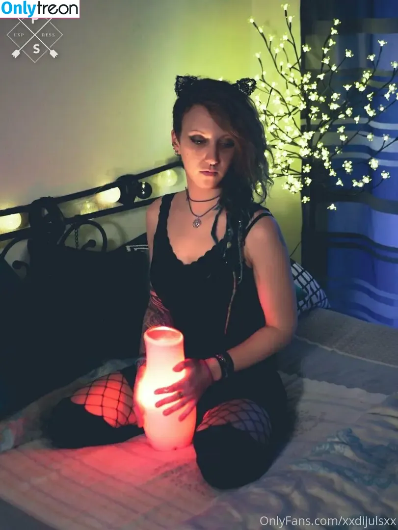 xxdijulsxx nude photo #0002 (xxlittlebirdxx_)