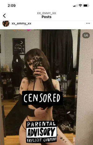 xxgothbimboxx / xx_emmy_xx nude photo #0007