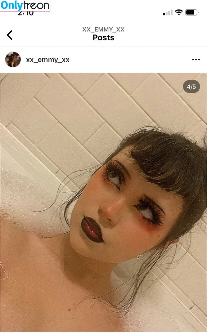 xxgothbimboxx nude photo #0003 (xx_emmy_xx)