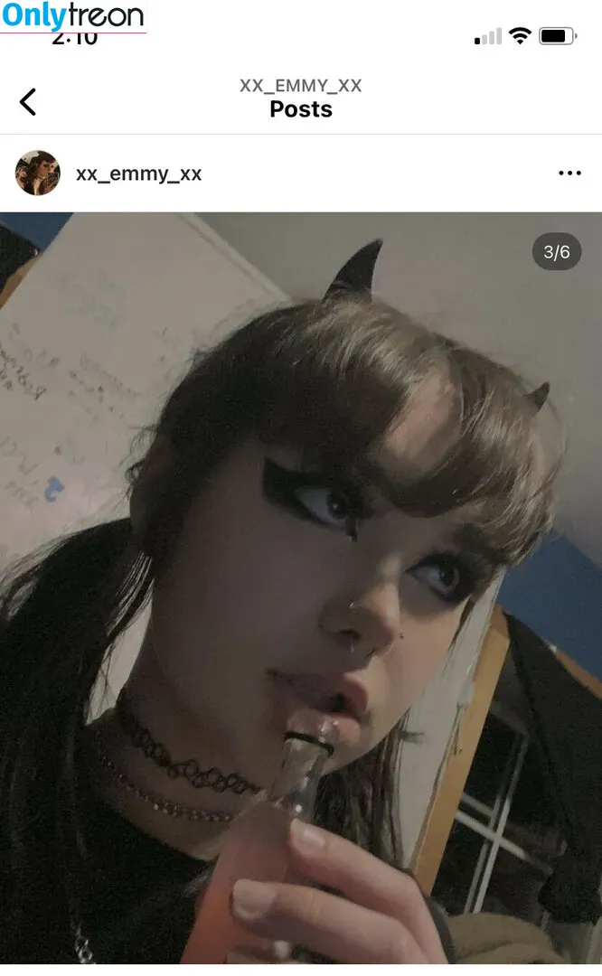 xxgothbimboxx nude photo #0005 (xx_emmy_xx)