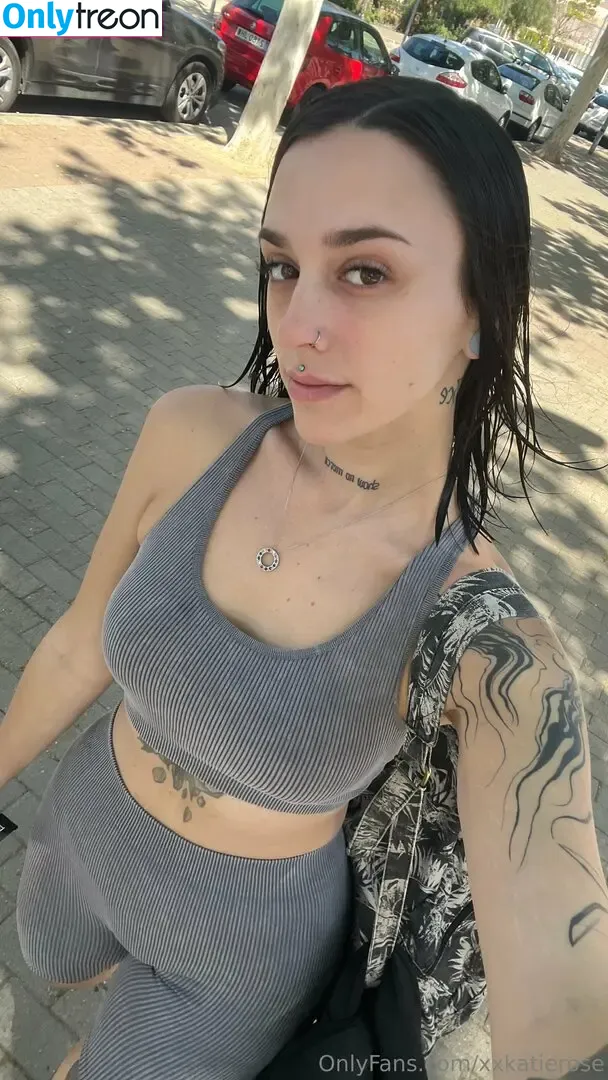 Xxkatierose nude photo #0002 (Katie Rose / Katierose / katierosierose)