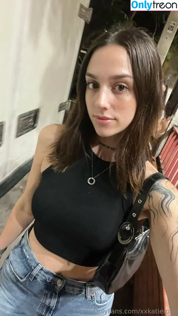 Xxkatierose nude photo #0011 (Katie Rose / Katierose / katierosierose)