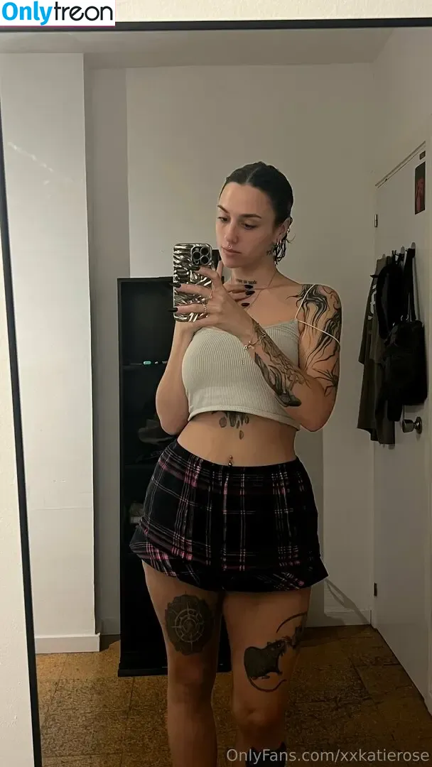 Xxkatierose nude photo #0016 (Katie Rose / Katierose / katierosierose)