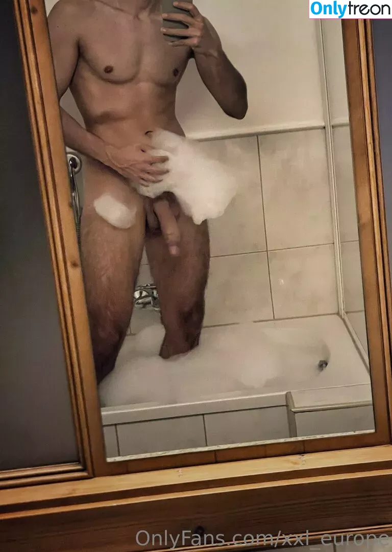 xxl_europe nude photo #0010 (waarprods)