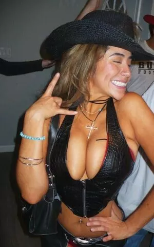 xxninisv / Nilaiyah Rey / ninisreyy nude photo #0027